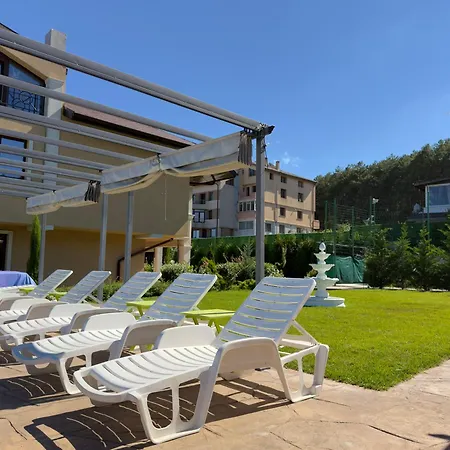 Large Luxury With Sea Views, Pool, Gym & Free Parking Apartament *