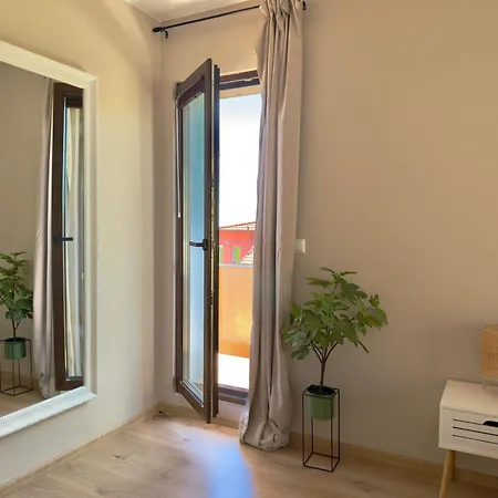 Apartament Large Luxury With Sea Views, Pool, Gym & Free Parking Varna