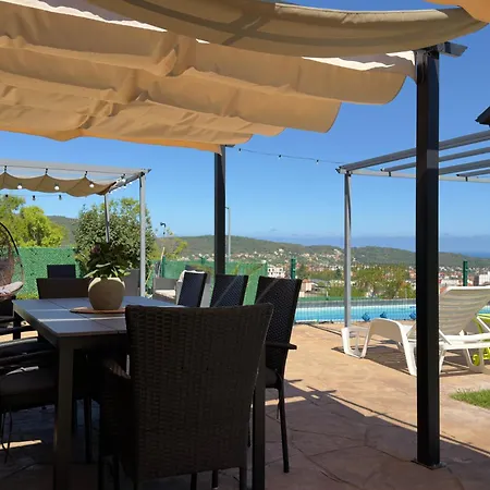 Large Luxury With Sea Views, Pool, Gym & Free Parking * Varna